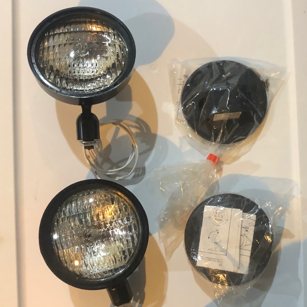 Weatherproof Emergency Light 6V12W Double Head